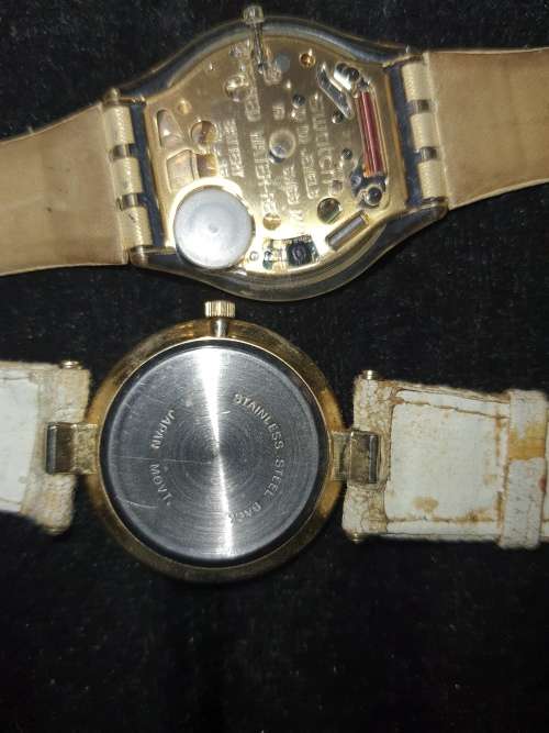 A JOBLOT VINTAGE DRESS WATCHES  SOME ARE WORKING SOLD AS IS NOT TESTED