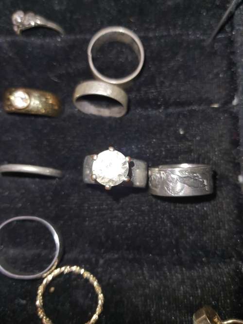 A VINTAGE COLLECTION JOBLOT DRESS RINGS SOME WITH GEMS STONE