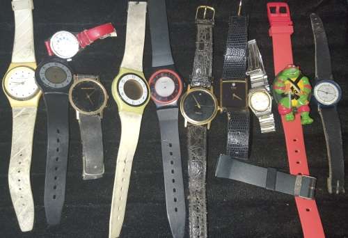 A COLLECTION OF MIXED JOBLOT WATCHES SOLD AS IS NOT TESTED