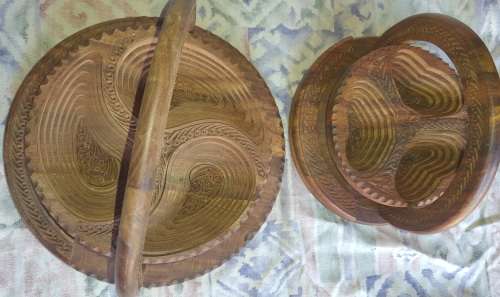 TWO HAND CARVED AFRICAN WOOD COLAPSABLE SERVING BASKET TRAYS IN PERFACT CONDITION SOLD AS IS