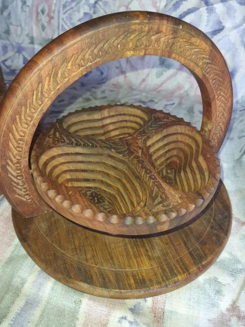 TWO HAND CARVED AFRICAN WOOD COLAPSABLE SERVING BASKET TRAYS IN PERFACT CONDITION SOLD AS IS