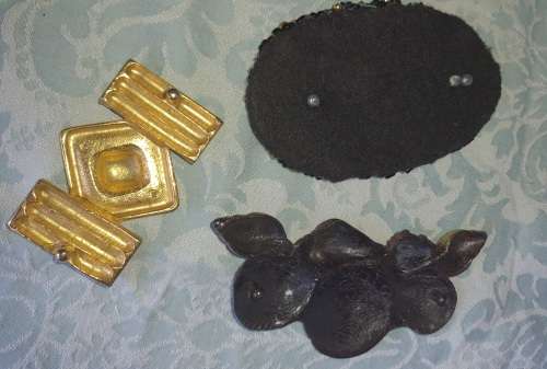 A JOBLOT WOMANS ASSECORIES SOLD AS IS