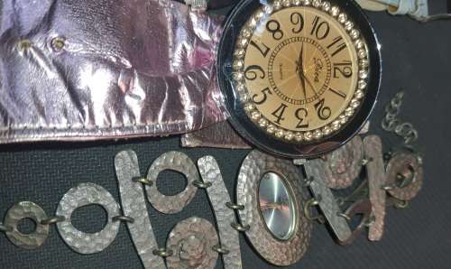 A COLLECTION OF WOMANS DRESS WATCHES SOLD AS IS NOT TESTED