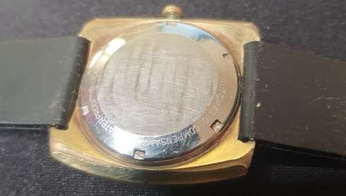 A VINTAGE HIGHLY COLLECTABLE NIVADA AUTOMATIC GOLD WATCH SWISS MADE