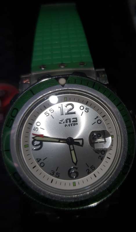 A BULK JOBLOT VINTAGE WOMANS DRESS WATCHES SOLD AS IS NOT TESTED