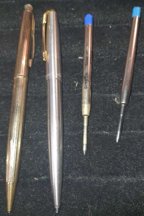 A COLLECTION OF GOLD PLATED PENS AND PENCILS FOR THE COLLECTORS SOLD AS IS