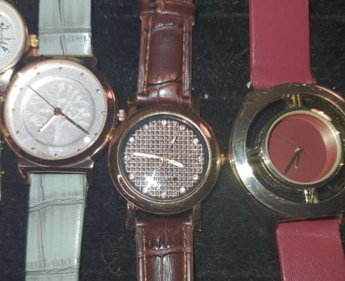 Bulk joblot of women's watches