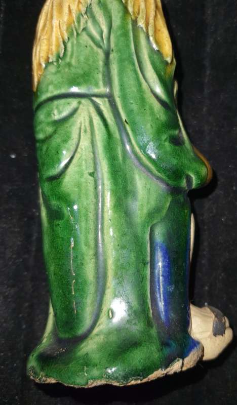 A CHINESE WISE MEN FIGURINE PORCELLAN