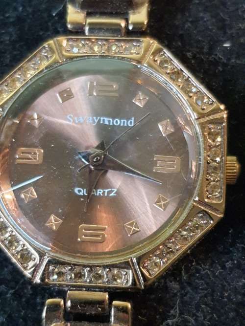 THREE BEAUTIFULL VINTAGE WOMANS WATCHES SOLD AS IS NOT TESTED