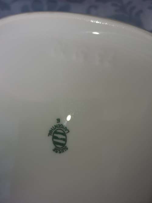 A MODERN DESIGN VINTAGE SUISSE LANGENTHAL PORCELAN TEASET IN MINT CONDITION SOLD AS IS