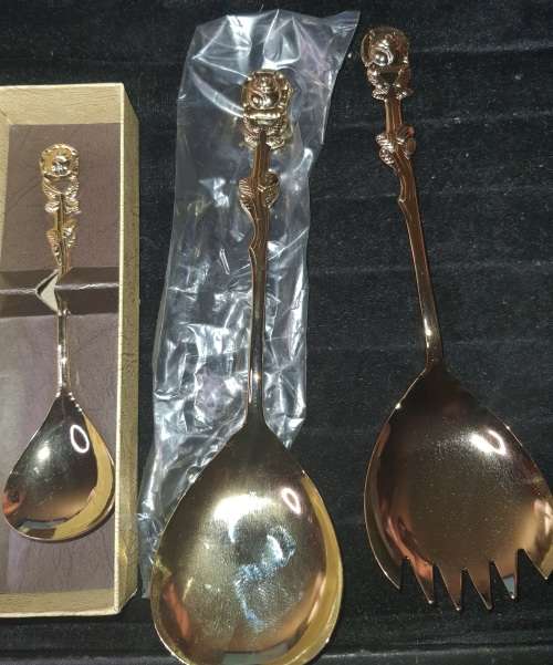 A RARE COMPLETE GARBER DESERT SERVING CUTLERY SET IN GREAT CONDITION SOLD AS IS
