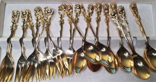 A RARE COMPLETE GARBER DESERT SERVING CUTLERY SET IN GREAT CONDITION SOLD AS IS