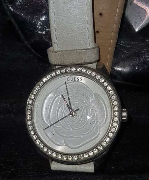 3 VINTAGE GUESS LADIES WRIST WATCHES SOLD AS IS NOT TESTED