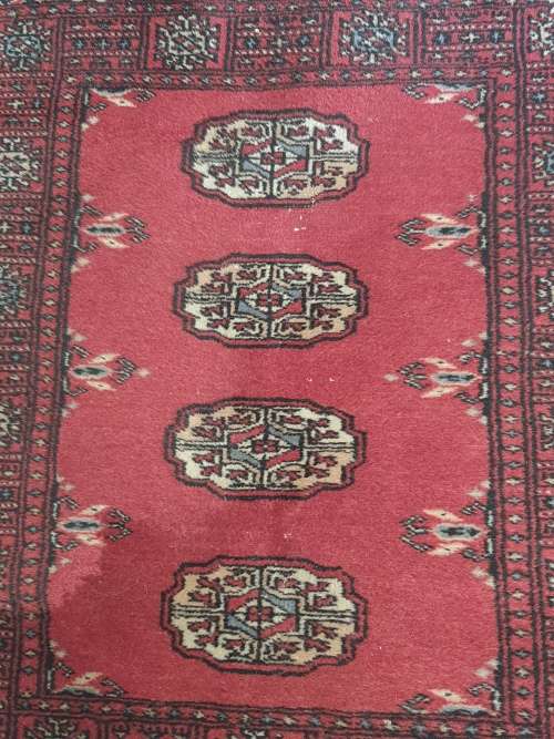 A VINTAGE BEAUTIFULLY HAND MADE PERSIAN CARPET STYLE KARACHI RED
