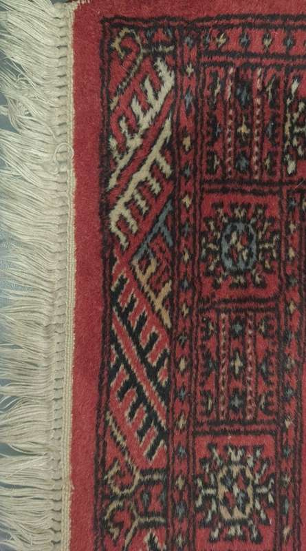 A VINTAGE BEAUTIFULLY HAND MADE PERSIAN CARPET STYLE KARACHI RED