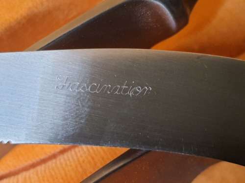 A RARE FASCINATION KNIFE SET IN MINT CONDITION