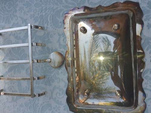 TWO VINTAGE KITCHENALIA