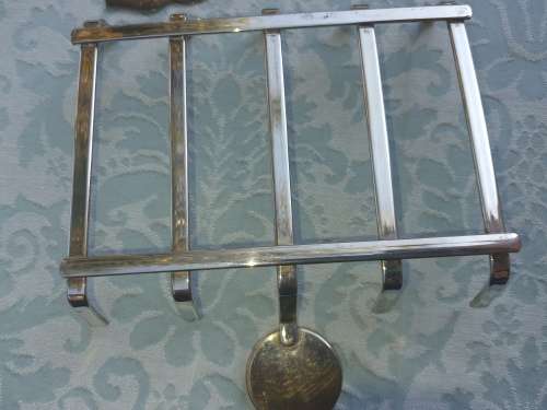 TWO VINTAGE KITCHENALIA