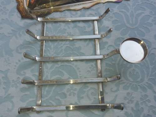 TWO VINTAGE KITCHENALIA
