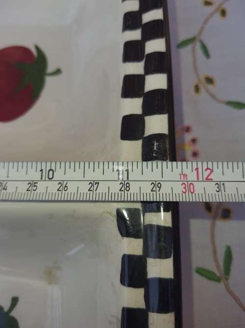A 30 X 30 CM WIDE SERVING PLATER ENGLISH PORCELLAN CERAMIC