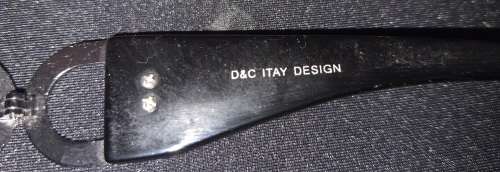A VINTAGE D AND C WOMANS SUNGLASSES SOLD AS IS