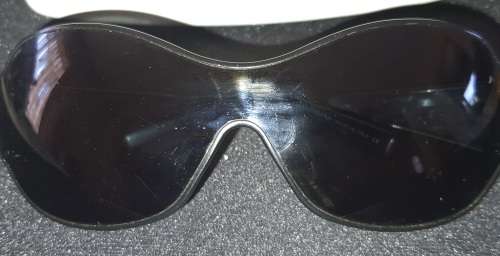 A VINTAGE WOMANS DandG SUNGLASSES SOLD AS IS