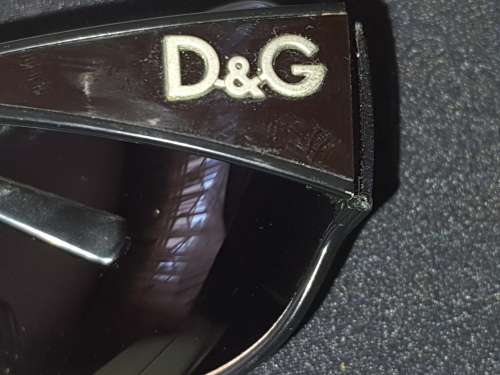 A VINTAGE WOMANS DandG SUNGLASSES SOLD AS IS