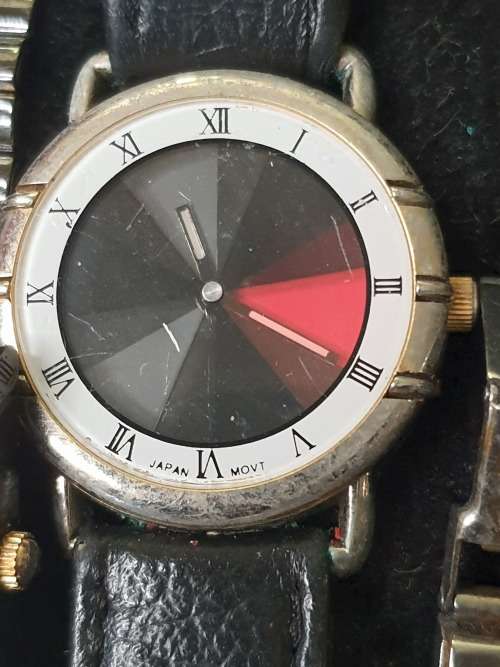 A COLLECTION JOBLOT VINTAGE WATCHES SOLD AS IS NOT TESTED