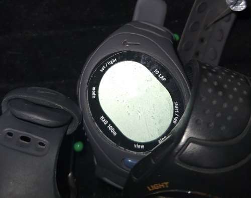A JOBLOT TRAINING COMPUTER WATCHES SOLD AS IS NOT TESTED