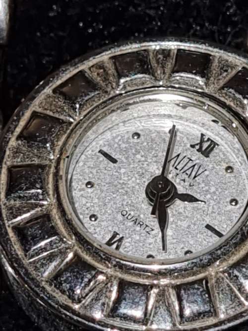 A COLLECTION OF WOMANS WATCHES SOLD AS IS NOT TESTED