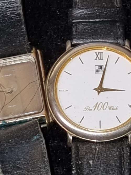A VINTAGE JOBLOT WOMANS WATCHES SOLD AS IS NOT TESTED