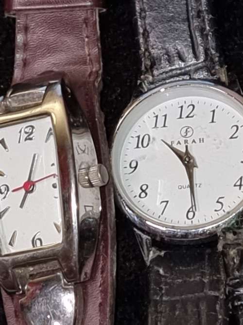 A VINTAGE JOBLOT WOMANS WATCHES SOLD AS IS NOT TESTED