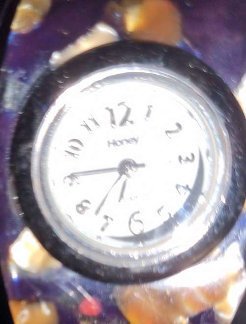 A VINTAGE JOBLOT WOMANS WATCHES SOLD AS IS NOT TESTED