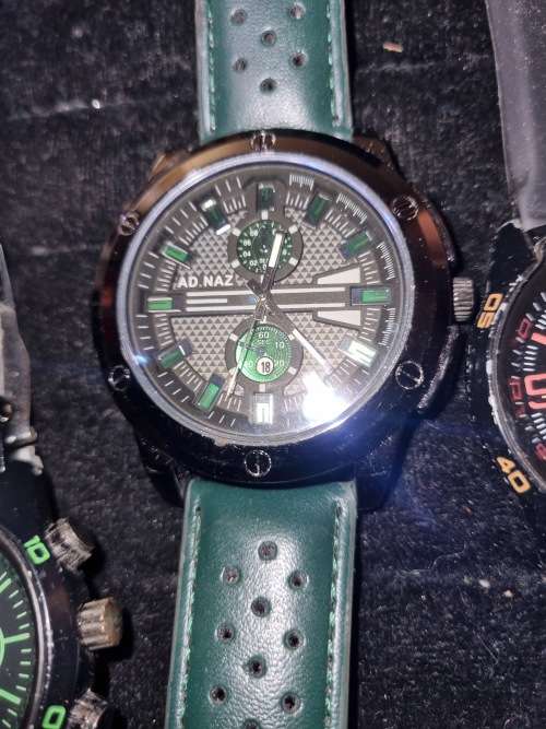A BULK JOBLOT WOMANS WRIST WATCHES SOLD AS IS NOT TESTED
