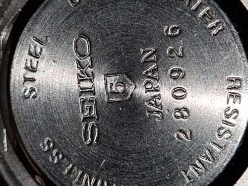 A COLLECTION OF SEIKO WRIST WATCHES AND A FARAH POCKET WATCH SOLD AS IS NOT TESTED