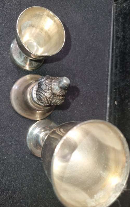 A JOB LOT EPNS BELL AND TWO MINITURE SHERRY INGOTS SOLD AS IS