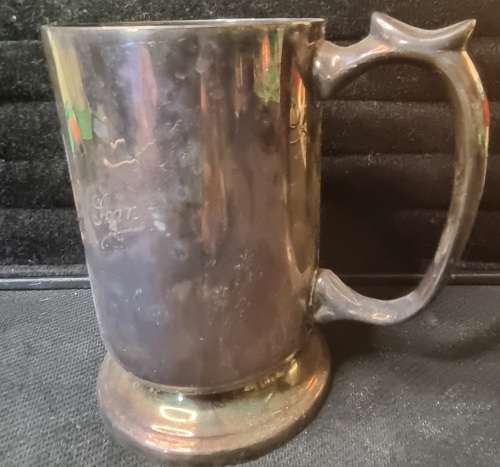 A SOLID VINTAGE SILVER PLATED BEER MUG ENGRAVED SEAN SOLD AS IS