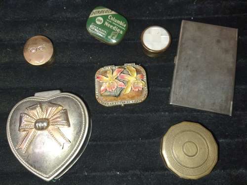 A JOBLOT JEWELRY BOXES AND OTHERS SOLD AS IS