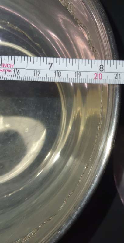 A VINTAGE VICTORIAN STYLE SOUP TURINE EPNS SOLD AS IS
