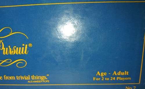 A VINTAGE TRIVIAL PURSUITE COMPLETE GAME 1981 SOLD AS IS