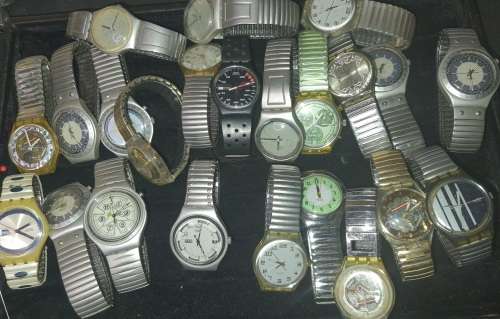 A massive bulk job lot swatch watches i