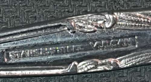 A VINTAGE FINEST QUALITY UNITY VULCAN STAINLESS STEEL 59 PIECE CUTLERY SET SOLD AS IS