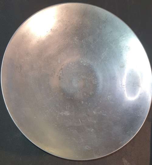 AN ART DECOR CAST ALLUMINIUM ALOY SEVING BOWL SOLD AS IS