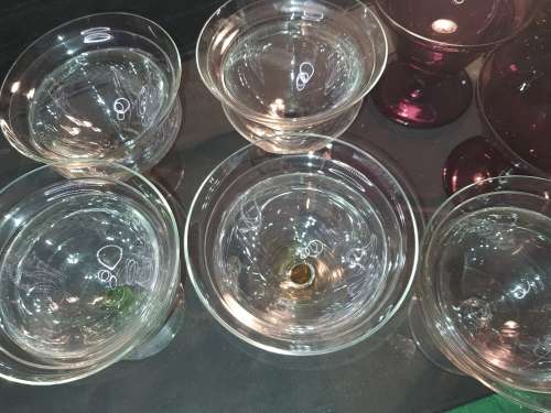 A BEAUTIFUL JOBLOT 0F 9 CRYSTAL GLASS COCKTAIL GOBLETS WITH GLASS INNER BOWLS SOLD AS IS