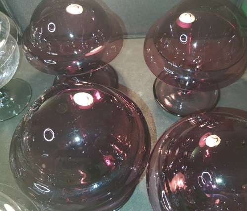 A BEAUTIFUL JOBLOT 0F 9 CRYSTAL GLASS COCKTAIL GOBLETS WITH GLASS INNER BOWLS SOLD AS IS
