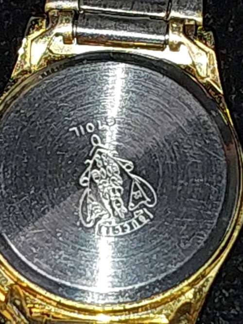 A COLLECTION OF QUALITY VINTAGE SEIKO QUARTZ AND OTHER  WATCHES SOLD AS IS NOT TESTED