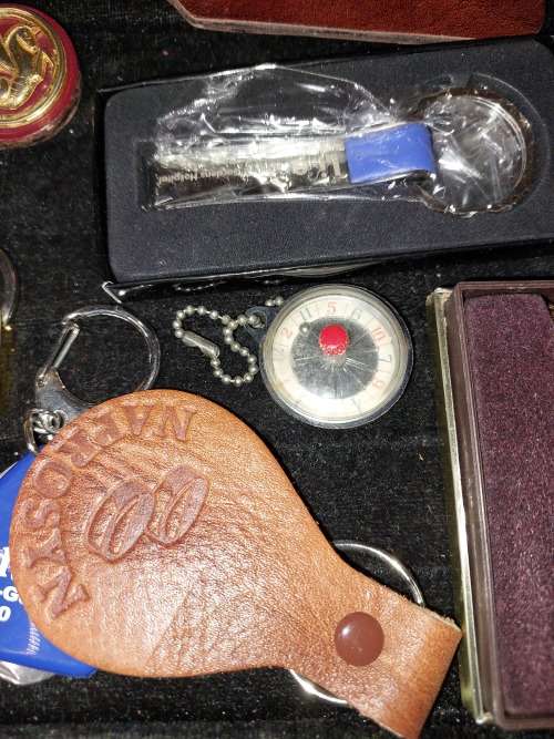 A VINTAGE JOBLOT KEY RINGS SOLD AS IS