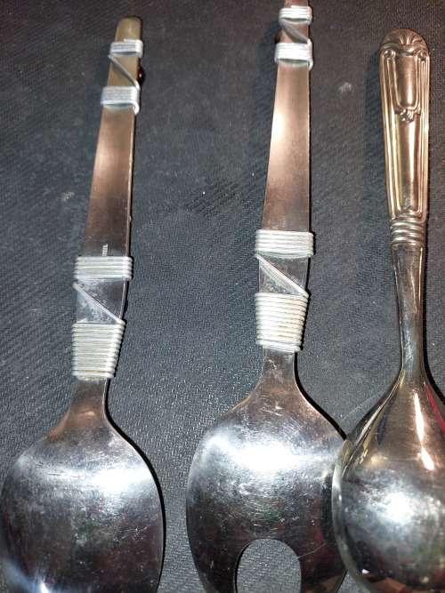 A vintage joblot stainless steel kitchenalia cutlery sold as is