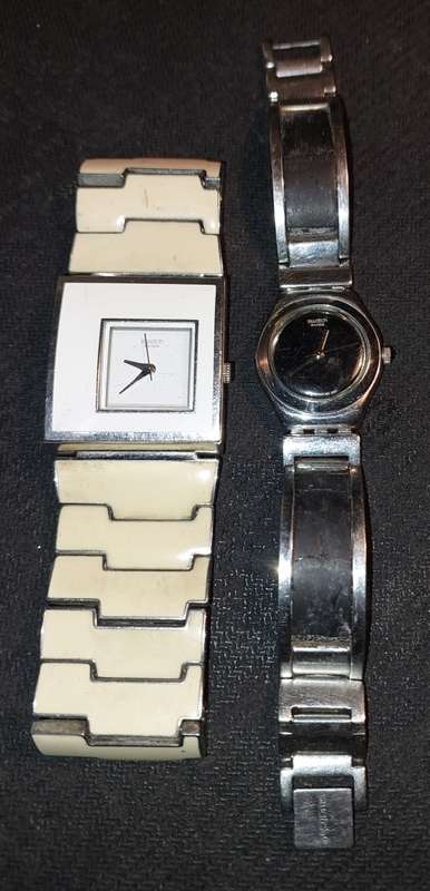 TWO VINTAGE LADIES` SWATCH WATCHES IN WORKING CONDITION SOLD AS IS