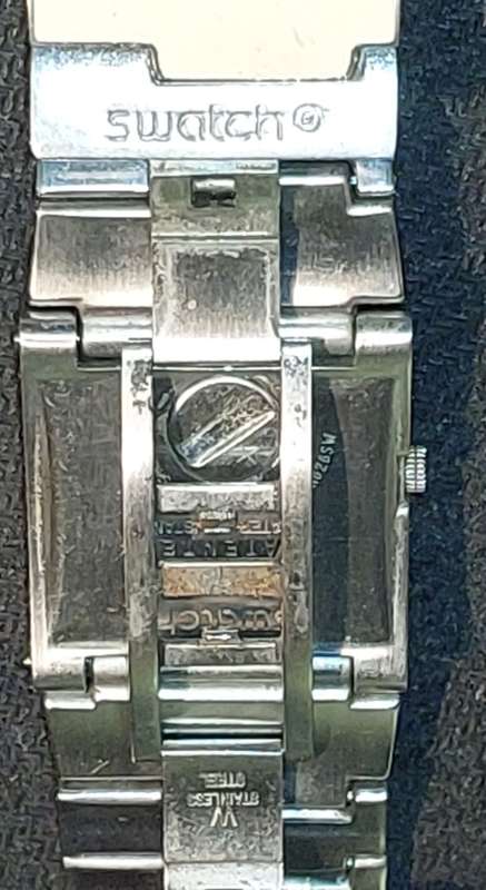 TWO VINTAGE LADIES` SWATCH WATCHES IN WORKING CONDITION SOLD AS IS